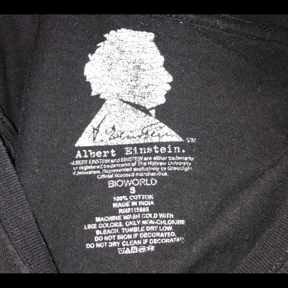 Albert Einstein T-Shirt - Picture 3 of 3